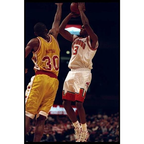 Felipe LOPEZ St John's Red Storm 90s STARTER jersey L white NCAA basketball vtg - Picture 7 of 11